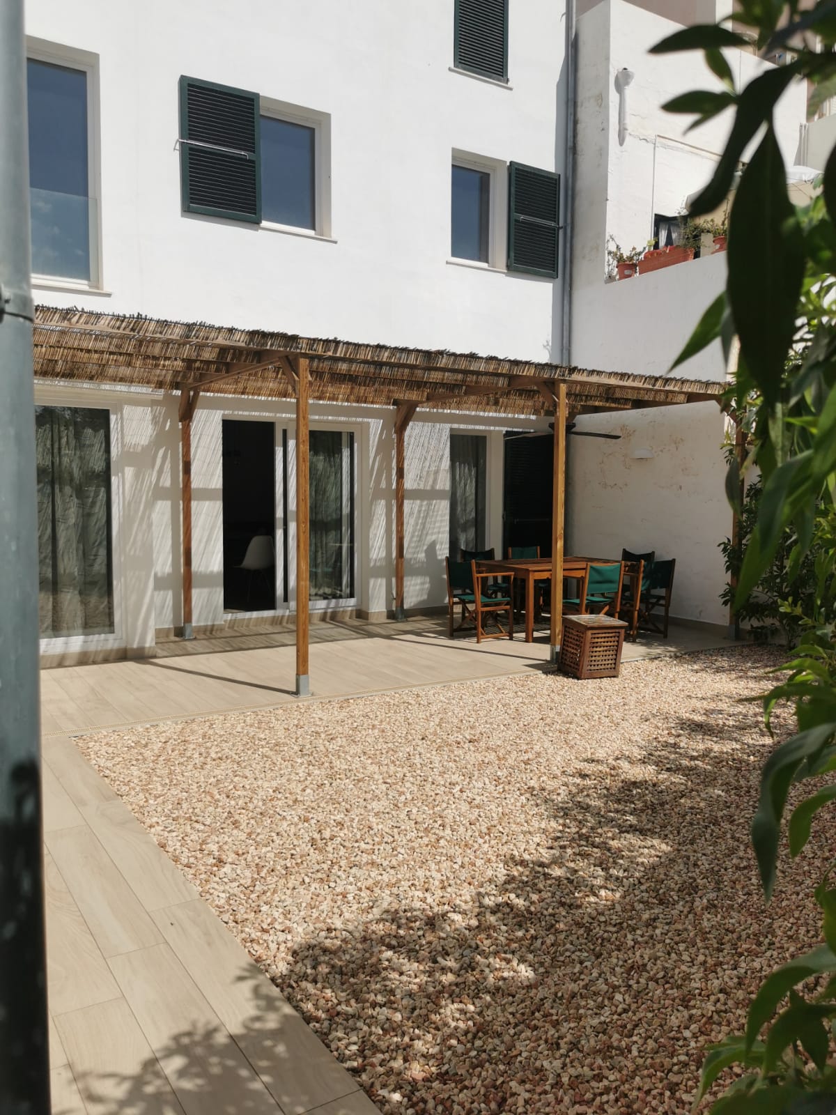 House with patio for rent in Mahon